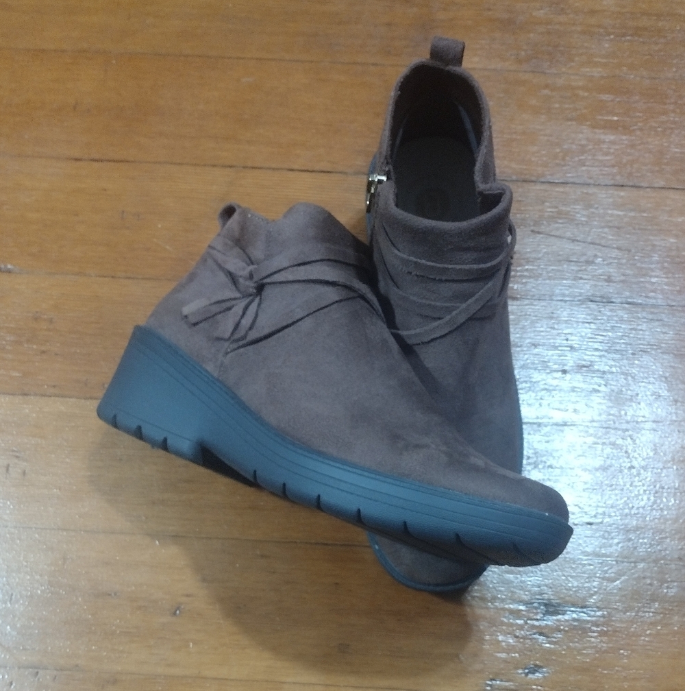 Bzees Women Ankle Boots with Black Sole